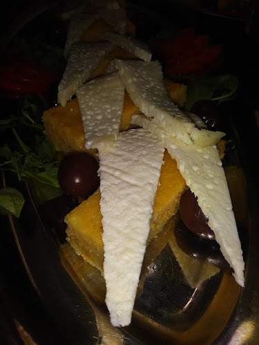 Baćo - Gastronomija i ugostiteljstvo