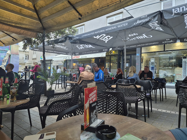 Comentarii opinii despre Latino