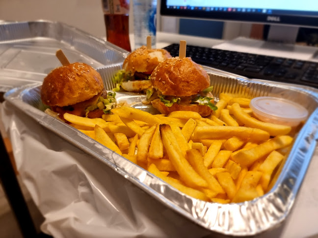 Ul. grada Vukovara 12, 10000, Zagreb