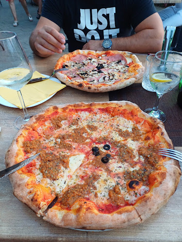 Bourbon Grill - Gastronomija i ugostiteljstvo