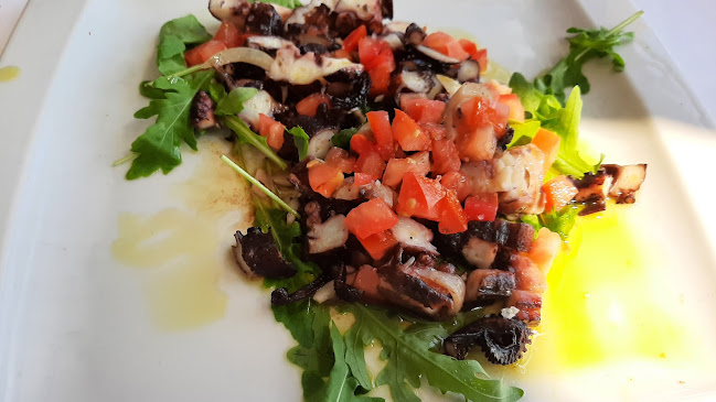 Zlatna ribica - Gastronomija i ugostiteljstvo