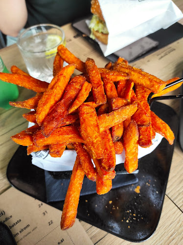 Comentarii opinii despre Burger & Beer Bar Mrav