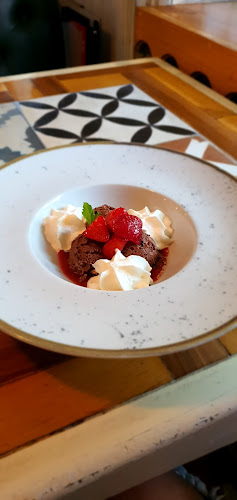 Opinii despre Maslina na Zelenom trgu în Rijeka - Gastronomija i ugostiteljstvo