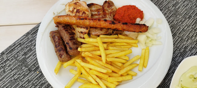 Ahipara zalogajnica, Podgora - Podgora