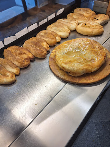 Braća Ibiši: Burek & Savijače