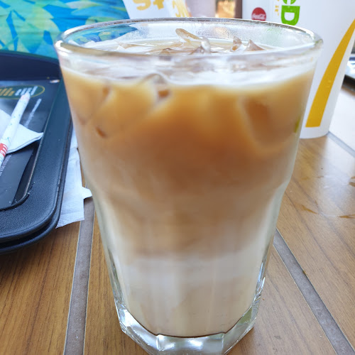 McDonald's Vrata Jadrana, Kastav - Gastronomija i ugostiteljstvo