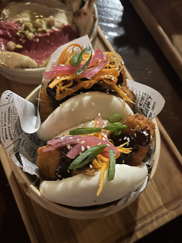 Comentarii opinii despre Vintage Bar Hvar (Food & Cocktail Bar)