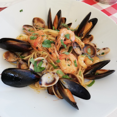 Pizzeria Buoni Amici In Piazza Umag