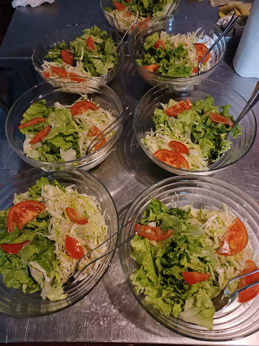 Kuća Kamena - Gastronomija i ugostiteljstvo