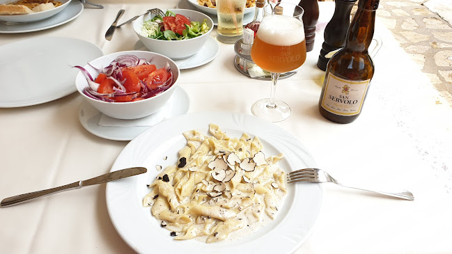 Veleniki 15a, 52440, Poreč