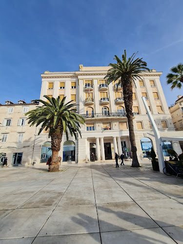 Cvite Fiskovića 3, 21000, Split, Hrvatska