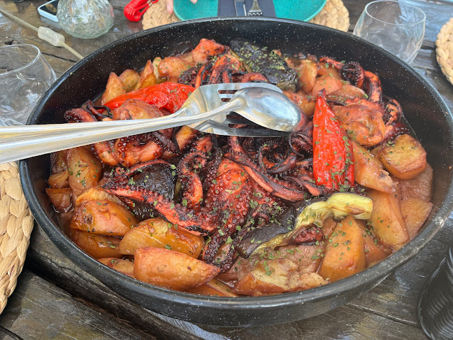 Comentarii opinii despre Tiha Lounge Bar