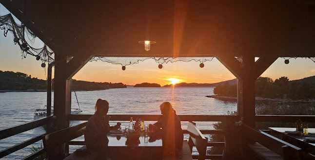 Konoba Duga - Okrug Gornji