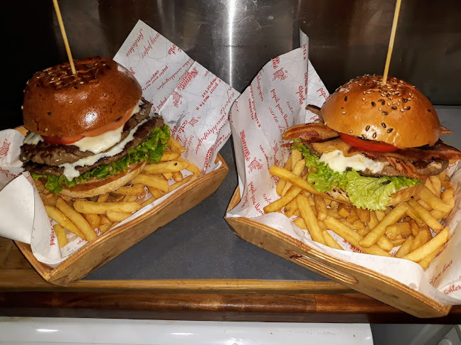 Street food "The Passage + by Luka - Zagreb