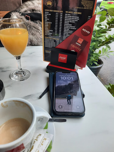 Comentarii opinii despre Sofa Bar