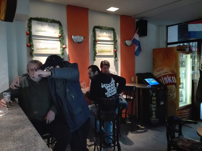 Opinii despre Naranča Caffe Bar în Zagreb - Gastronomija i ugostiteljstvo