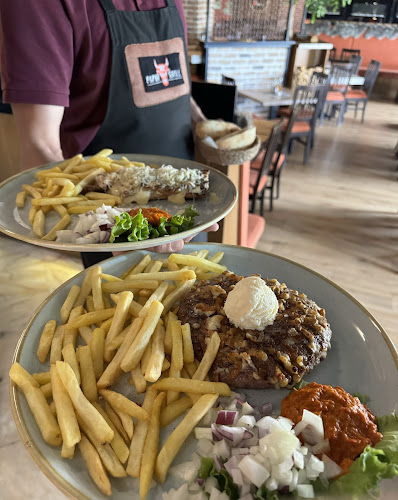 Opinii despre Papar Grill Makarska în Makarska - Gastronomija i ugostiteljstvo