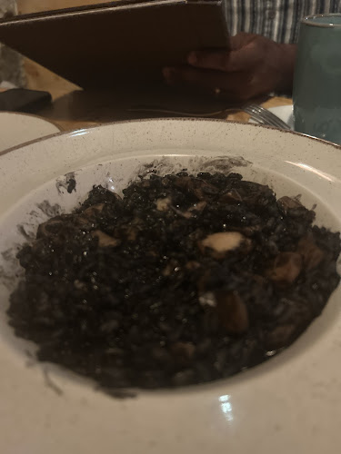 Ul. Domovinskog rata 46, 21000, Split