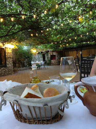 Opinii despre Restaurant Uzorita în Šibenik - Gastronomija i ugostiteljstvo