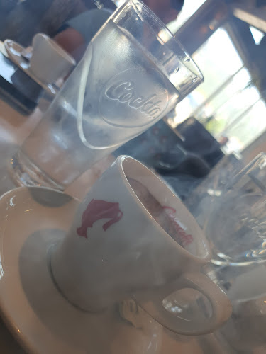 Caffe Bar QUEEN - Gastronomija i ugostiteljstvo