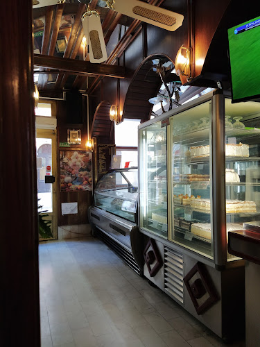 Comentarii opinii despre Fontana