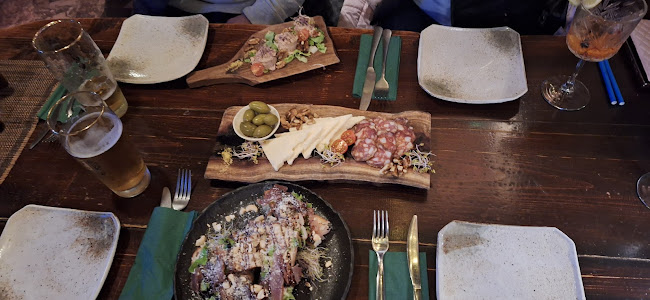 Opinii despre Konoba Dominik în Kaštel Novi - Gastronomija i ugostiteljstvo