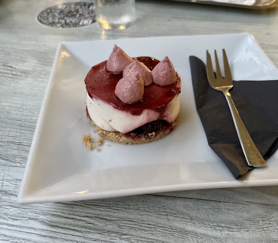 Kavana Toš - Gastronomija i ugostiteljstvo