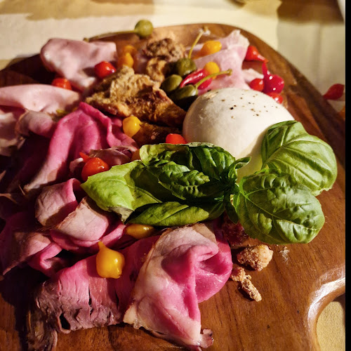 Comentarii opinii despre Salumeria Mangia