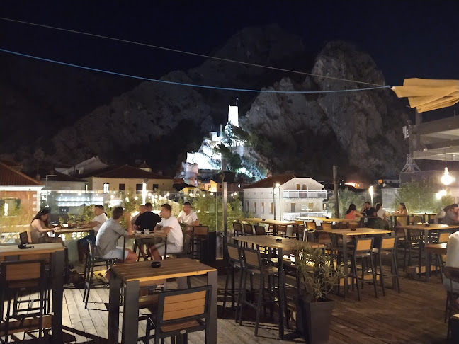 Fošal ul. 2, 21310, Omiš