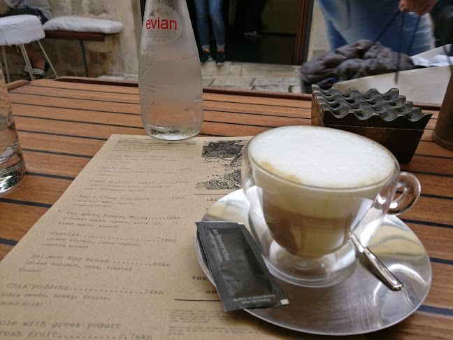 Comentarii opinii despre Ka'lavanda Bar