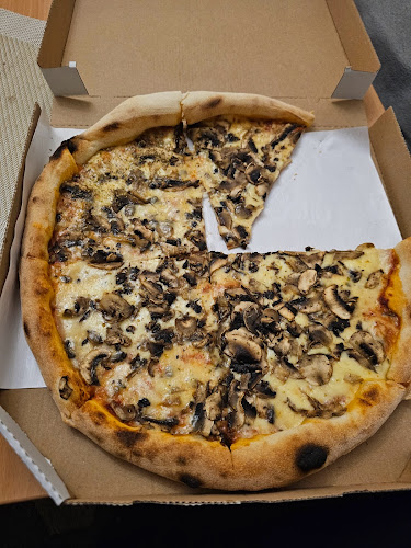 Comentarii opinii despre Catering West