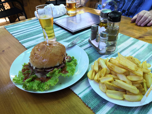 Ul. Ante Starčevića, 21220, Okrug Gornji