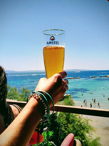 Mythos - Gastronomija i ugostiteljstvo