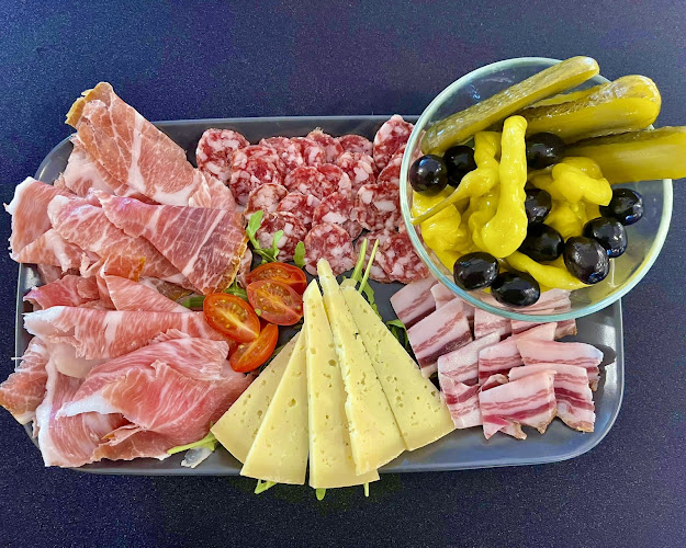 Ambient Bar - Drinks & Snack - Gastronomija i ugostiteljstvo