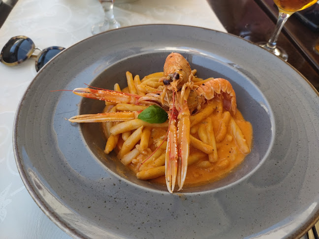 Obala, Riva 29, 21450, Hvar