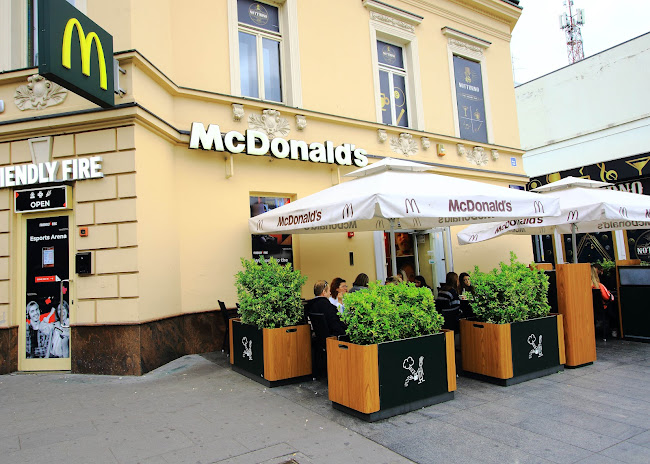 McDonald’s Kvatrić - Gastronomija i ugostiteljstvo