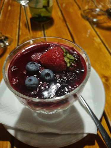 Svetog Jurja, 21322, Brela