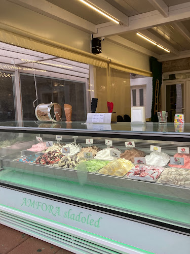 Opinii despre Amfora în Pirovac - Gastronomija i ugostiteljstvo