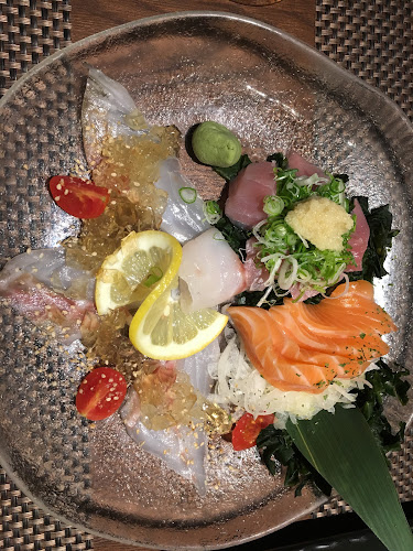 Shizuku -Japanese cuisine- - Gastronomija i ugostiteljstvo