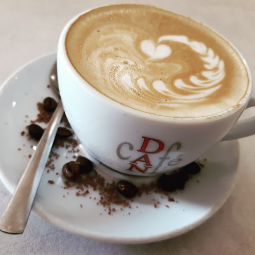 Opinii despre Caffe bar & Catering Dioniz în Kutina - Gastronomija i ugostiteljstvo