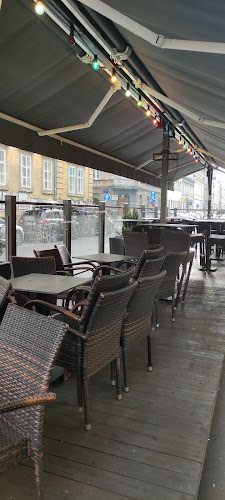 Buzz Bar - Gastronomija i ugostiteljstvo