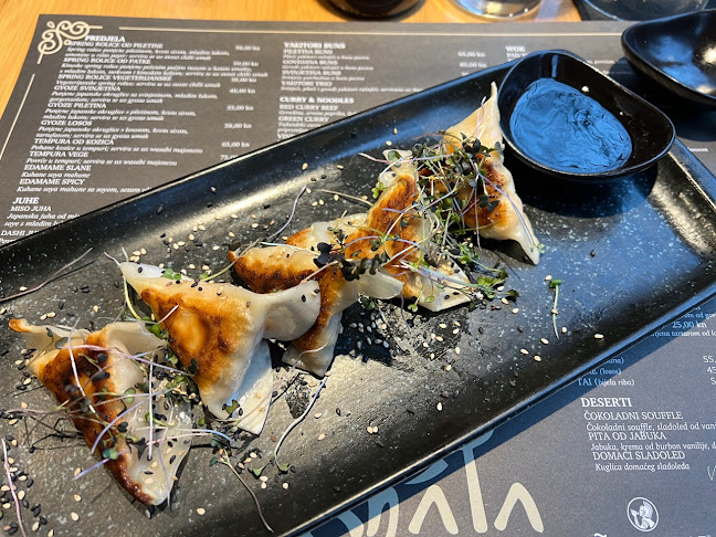 Opinii despre Khala Restaurant & Bar în Zagreb - Gastronomija i ugostiteljstvo