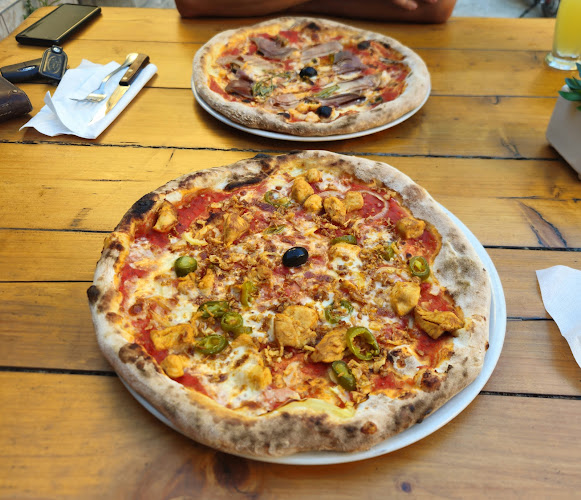 Pizzeria Beštek - Gastronomija i ugostiteljstvo