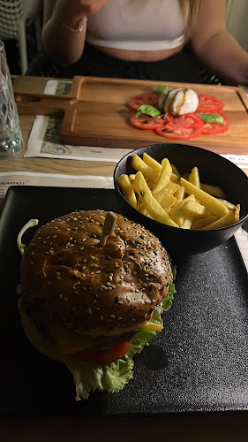 Core :: Street Food - Gastronomija i ugostiteljstvo