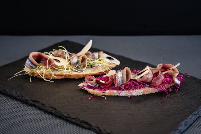 Obala Hrvatskog narodnog preporoda 5, 21000, Split