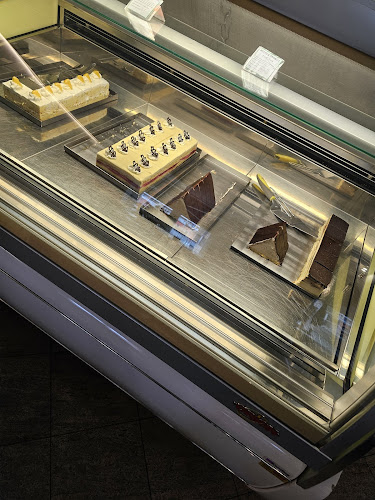 Slastičarnica Relax - Gastronomija i ugostiteljstvo