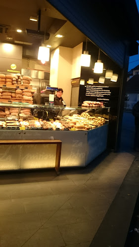 Tržnica Črnomerec - Gastronomija i ugostiteljstvo