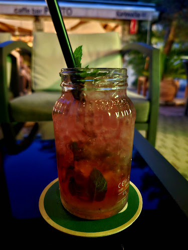 Opinii despre Caffe Bar PORTO în Rab - Gastronomija i ugostiteljstvo