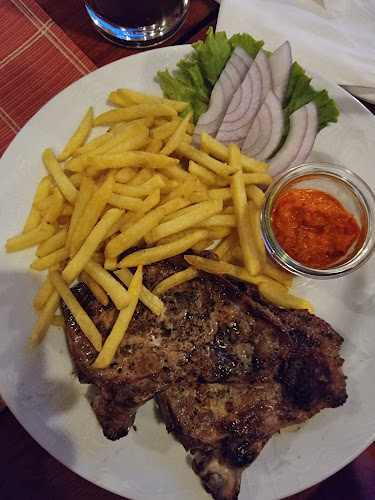 Konoba Vinišće - Gastronomija i ugostiteljstvo