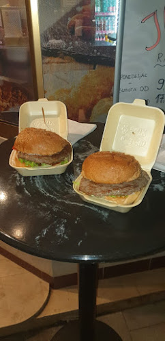 Opinii despre Papa Joe's Bistro în Ivanić-Grad - Gastronomija i ugostiteljstvo